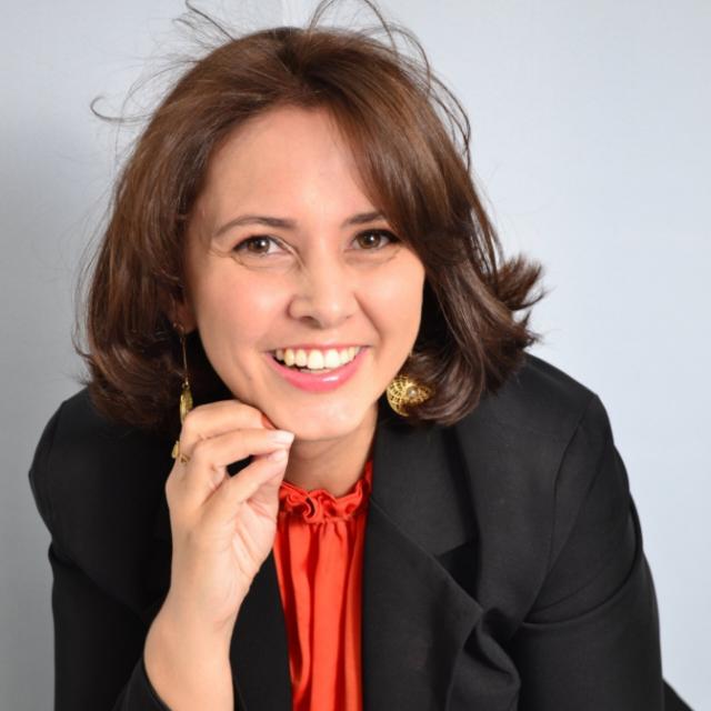 Foto profissional de Patricia Karen Menegolo da Silva